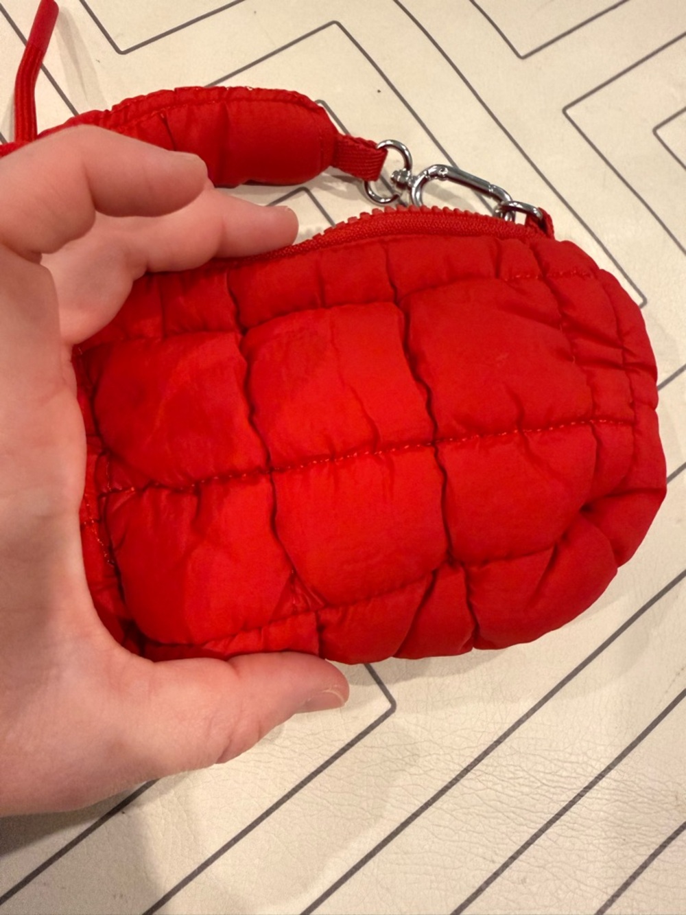 Quilted Puffer Mini Bag Keychain - Picture 8 of 9